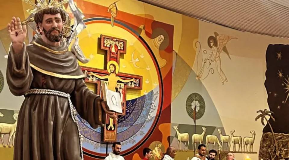 Novenário em honra à são Francisco de Assis, em de outubro de 2025, na basílica são Francisco de Assis, em Brasília | Facebook/Basílica são Francisco de Assis