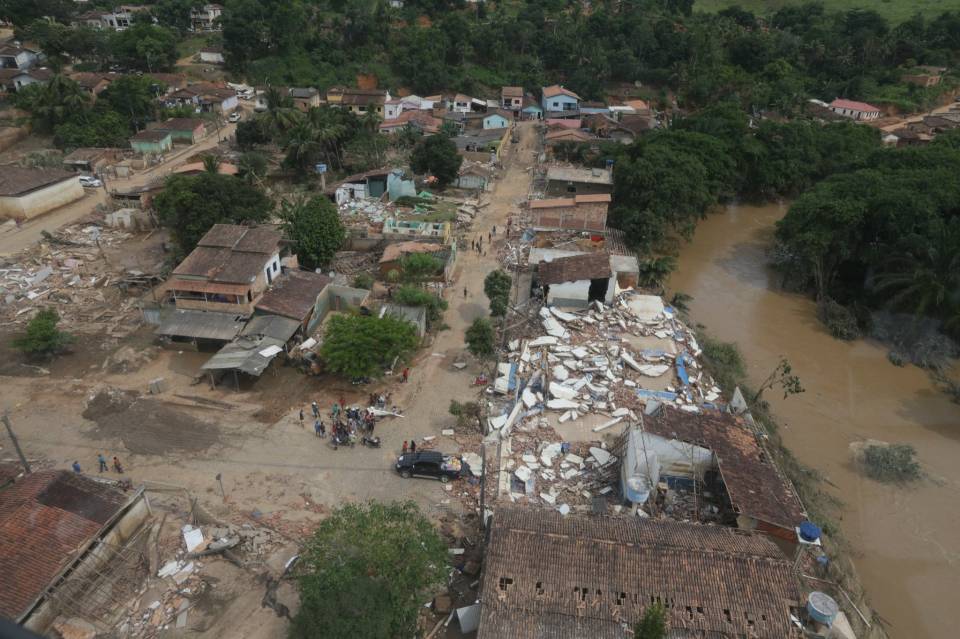 Bispos manifestam solidariedade às vítimas das chuvas em Minas e Bahia: \'pobres são os mais atingidos\'